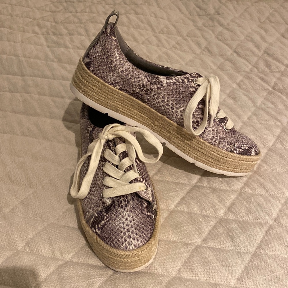 Treasure & Bond snake print sneaker